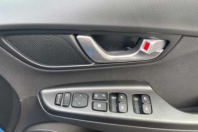 Hyundai KONA Premium Hybrid 1.6 GDi HEV (141ps)