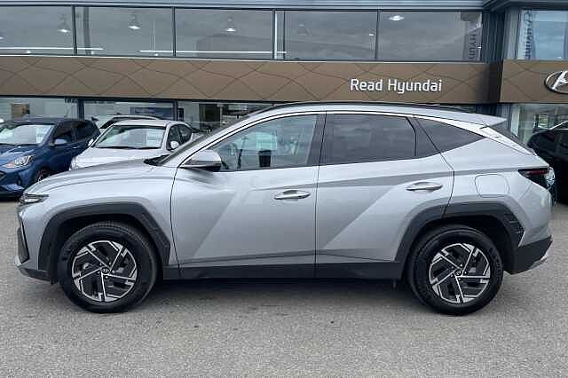 Hyundai TUCSON Advance Hybrid 1.6 T-GDi HEV (215ps)