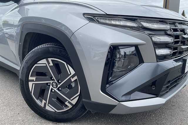 Hyundai TUCSON Advance Hybrid 1.6 T-GDi HEV (215ps)