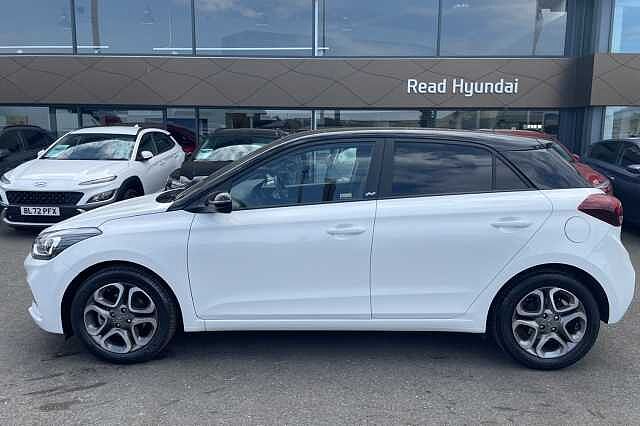 Hyundai i20 Play 1.0 T-GDi (100ps)