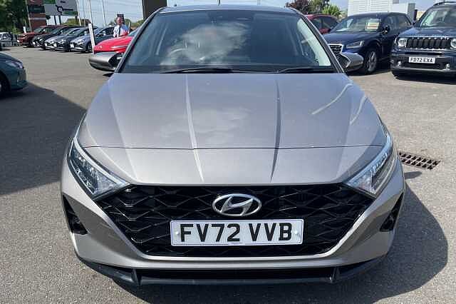 Hyundai i20 Premium 1.0 T-GDi MHEV (100ps)