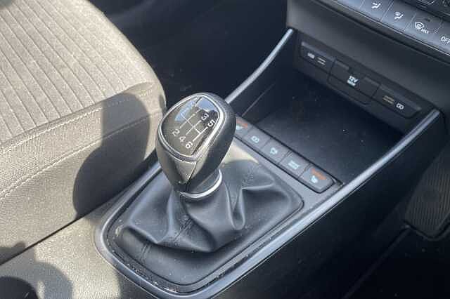 Hyundai i20 Premium 1.0 T-GDi MHEV (100ps)