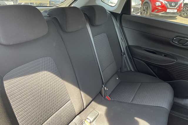Hyundai i20 Premium 1.0 T-GDi MHEV (100ps)