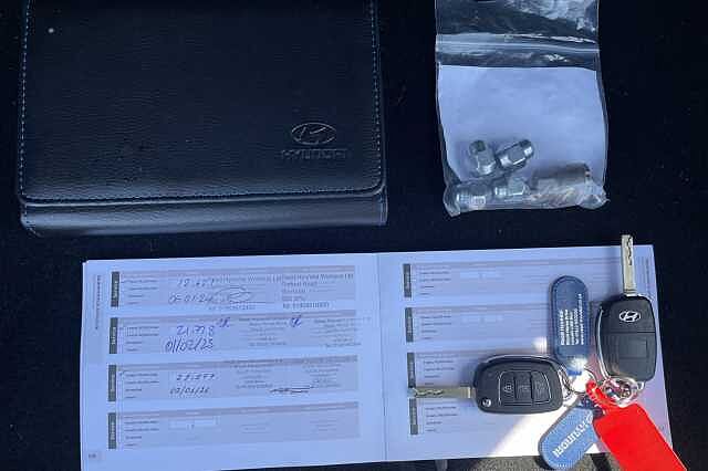 Hyundai i20 Premium 1.0 T-GDi MHEV (100ps)