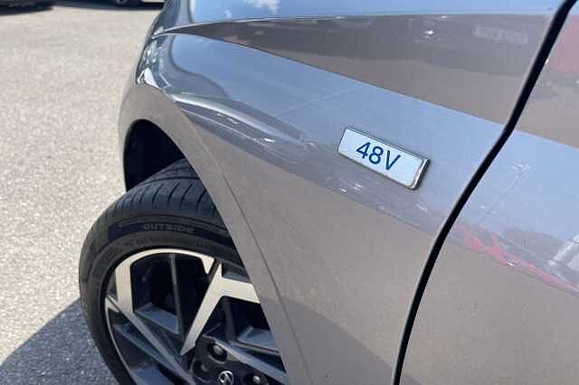 Hyundai i20 Premium 1.0 T-GDi MHEV (100ps)