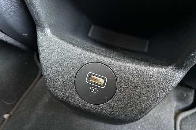 Hyundai i20 Premium 1.0 T-GDi MHEV (100ps)