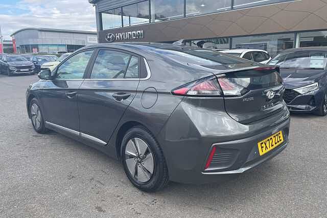 Hyundai IONIQ Premium Hybrid 1.6 GDi HEV (141ps)