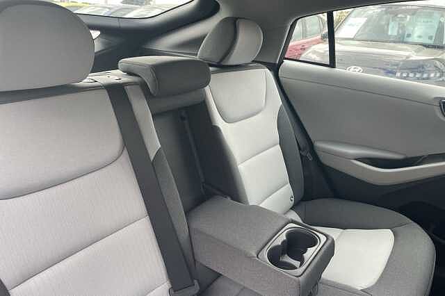 Hyundai IONIQ Premium Hybrid 1.6 GDi HEV (141ps)