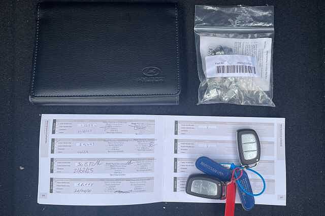 Hyundai IONIQ Premium Hybrid 1.6 GDi HEV (141ps)