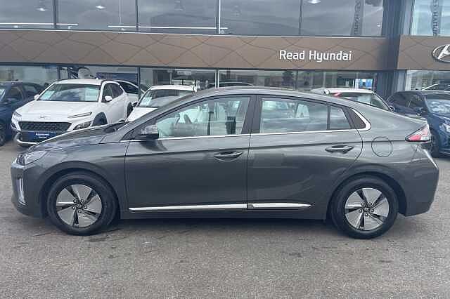 Hyundai IONIQ Premium Hybrid 1.6 GDi HEV (141ps)