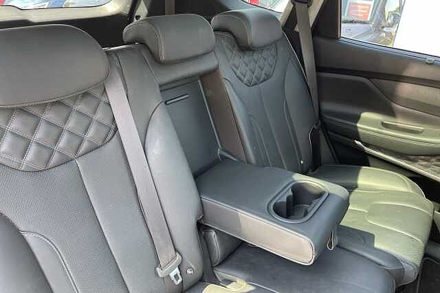 Hyundai SANTA FE Ultimate Plug-in Hybrid 1.6 T-GDi PHEV 4WD (265ps)