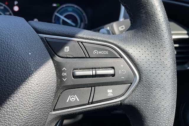 Hyundai SANTA FE Ultimate Plug-in Hybrid 1.6 T-GDi PHEV 4WD (265ps)