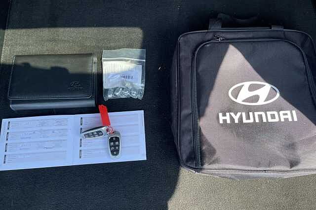 Hyundai SANTA FE Ultimate Plug-in Hybrid 1.6 T-GDi PHEV 4WD (265ps)