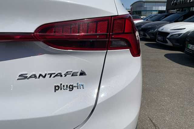 Hyundai SANTA FE Ultimate Plug-in Hybrid 1.6 T-GDi PHEV 4WD (265ps)