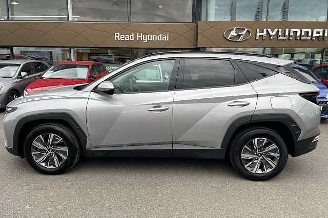 Hyundai TUCSON SE Connect Hybrid 1.6 T-GDi HEV (230ps)
