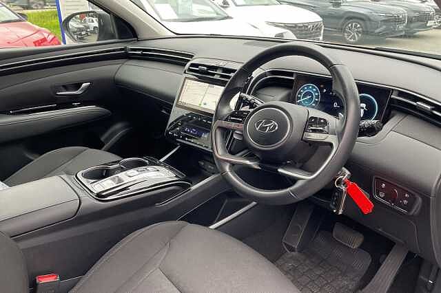 Hyundai TUCSON SE Connect Hybrid 1.6 T-GDi HEV (230ps)