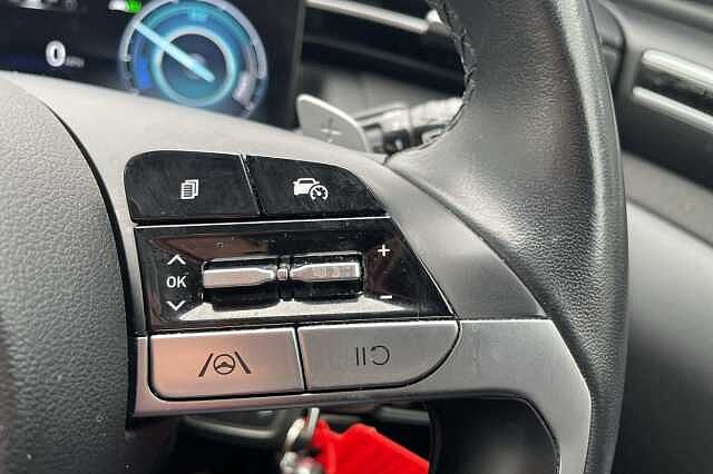 Hyundai TUCSON SE Connect Hybrid 1.6 T-GDi HEV (230ps)