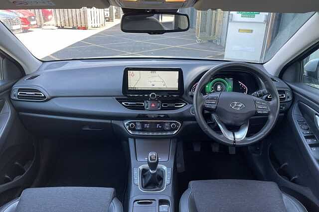 Hyundai i30 Premium 1.0 T-GDi MHEV (120ps)