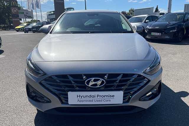 Hyundai i30 Premium 1.0 T-GDi MHEV (120ps)