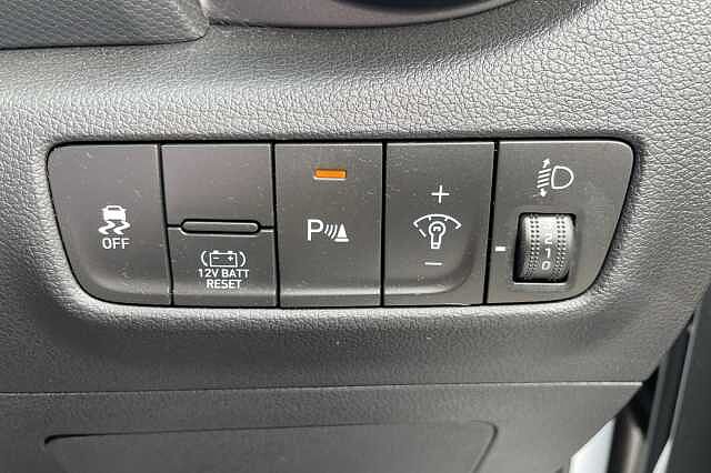 Hyundai KONA Premium Hybrid 1.6 GDi HEV (141ps)