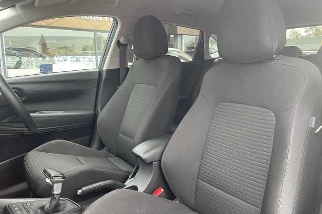 Hyundai i20 Premium 1.0 T-GDi MHEV (100ps)