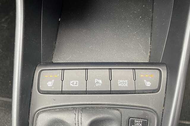 Hyundai i20 Premium 1.0 T-GDi MHEV (100ps)
