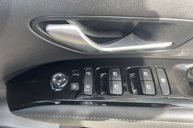 Hyundai TUCSON Premium Hybrid 1.6 T-GDi HEV (230ps)