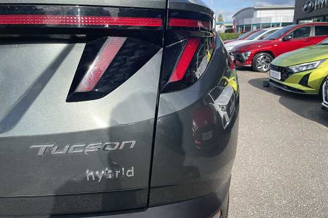 Hyundai TUCSON Premium Hybrid 1.6 T-GDi HEV (230ps)