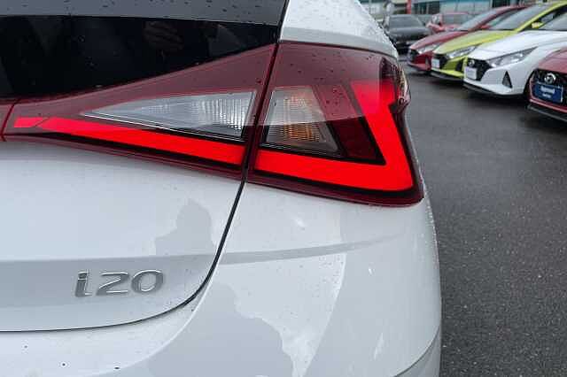 Hyundai i20 Ultimate 1.0 T-GDi (100ps)