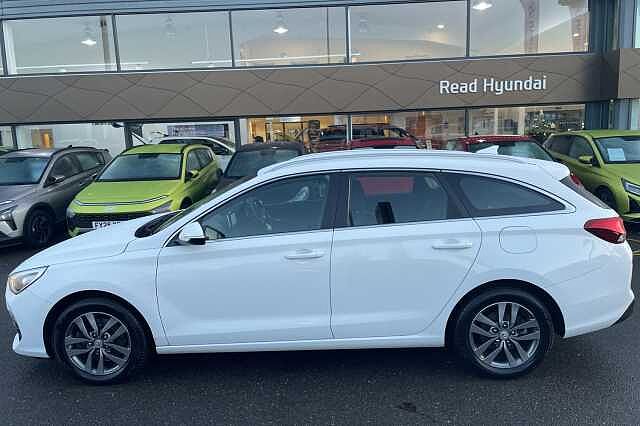 Hyundai i30 SE Nav Tourer 1.4 T-GDI (140ps)