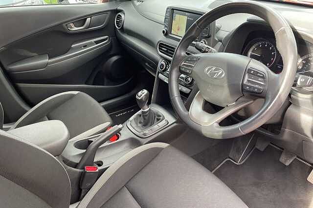 Hyundai KONA Premium 1.0 T-GDi (120ps)