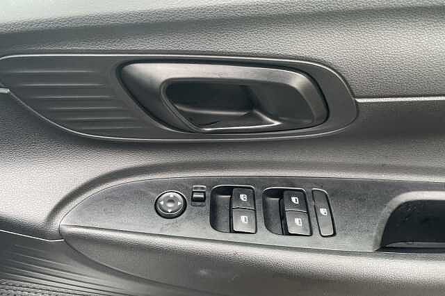 Hyundai I20 Advance (Nav) 1.0 T-GDi (100ps) White