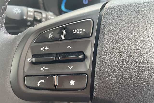 Hyundai i10 Premium [Nav] 1.0 MPi (63ps)