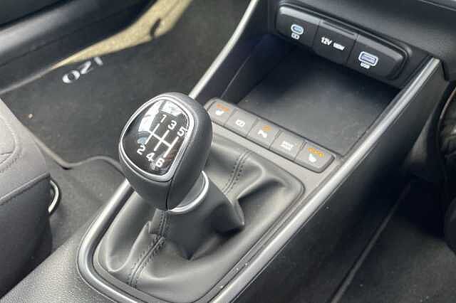 Hyundai i20 Premium 1.0 T-GDi (100ps)