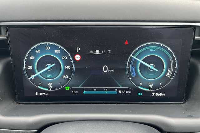 Hyundai TUCSON SE Connect Hybrid 1.6 T-GDi HEV (230ps)