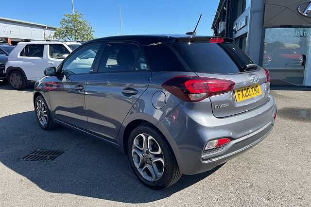 Hyundai i20 Play 1.2 MPi (84ps)