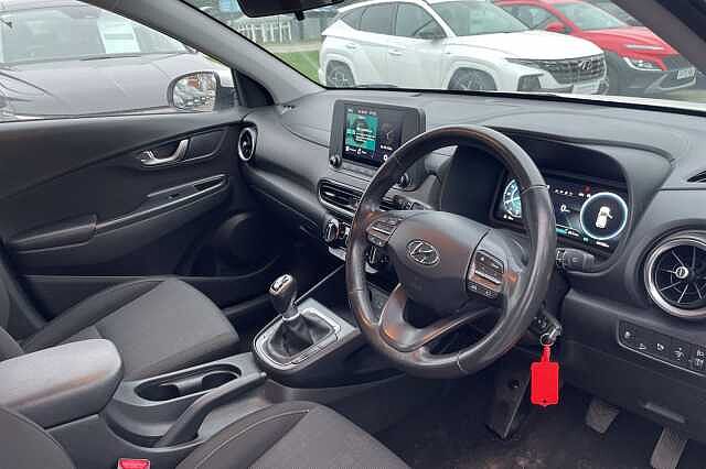Hyundai KONA SE Connect 1.0 T-GDi MHEV (120ps)