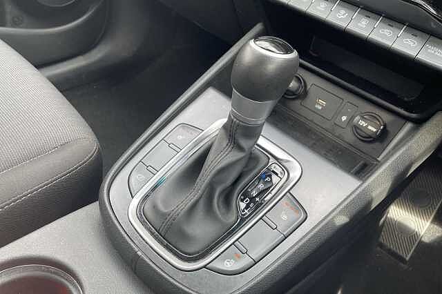 Hyundai KONA Premium Hybrid 1.6 GDi HEV (141ps)