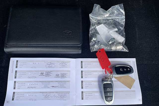 Hyundai TUCSON Premium Hybrid 1.6 T-GDi HEV (230ps)