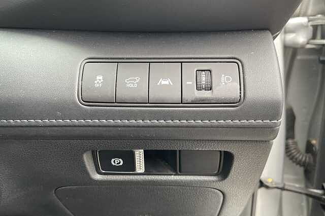 Hyundai SANTA FE Ultimate Hybrid 1.6 T-GDi HEV (230ps)