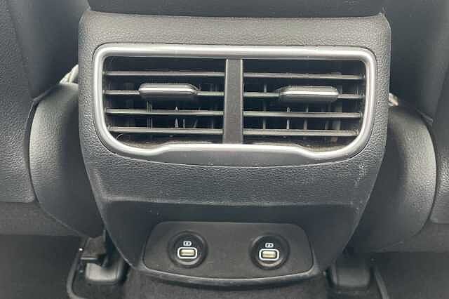 Hyundai SANTA FE Ultimate Hybrid 1.6 T-GDi HEV (230ps)