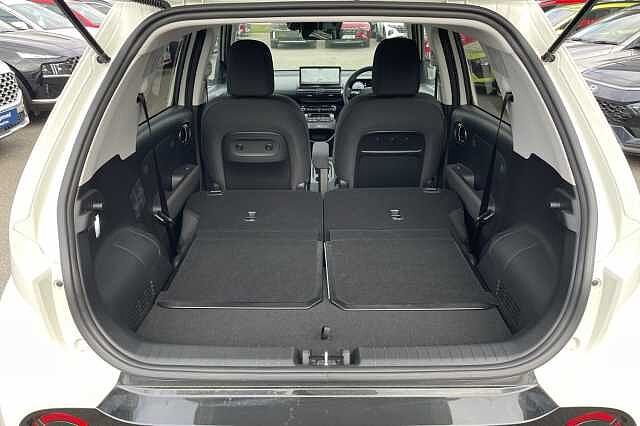 Hyundai Inster 02 49kWh EV (116ps)