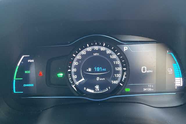 Hyundai IONIQ Premium SE Plug In Hybrid 1.6 GDi PHEV (141ps)