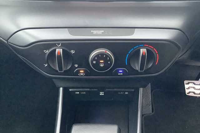 Hyundai BAYON SE Connect 1.0 T-GDi MHEV (100ps)