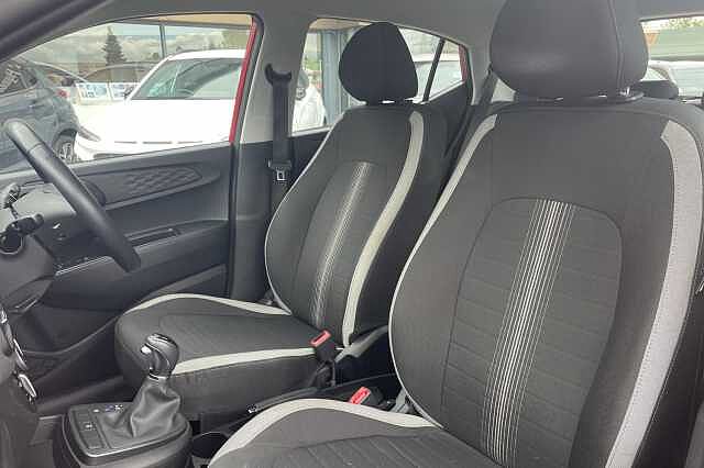 Hyundai i10 Advance [Nav] 1.0 MPi (63ps)
