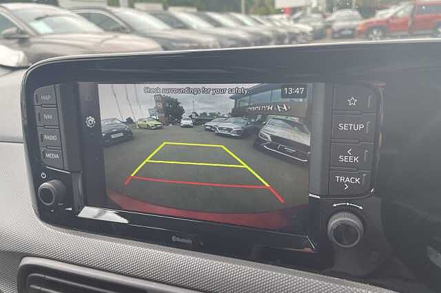 Hyundai i10 Advance [Nav] 1.0 MPi (63ps)