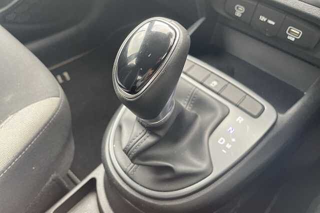 Hyundai i10 Advance [Nav] 1.0 MPi (63ps)