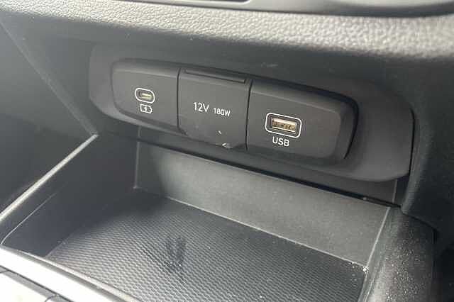 Hyundai i10 Advance [Nav] 1.0 MPi (63ps)