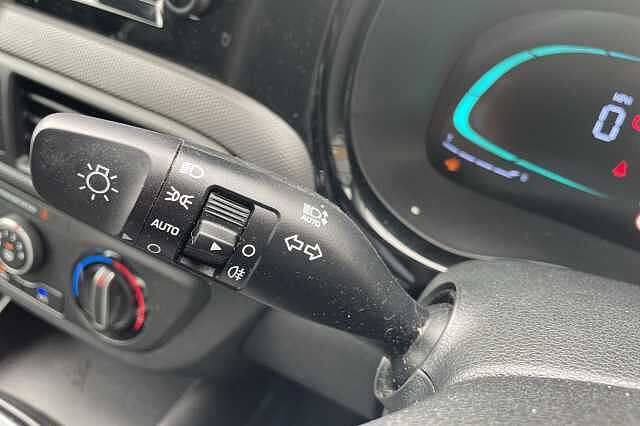 Hyundai i10 Advance [Nav] 1.0 MPi (63ps)