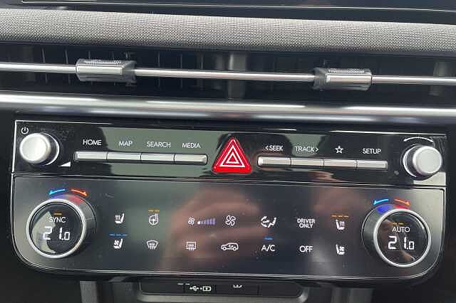 Hyundai TUCSON Ultimate Plug in Hybrid 1.6 T-GDi PHEV 4WD (252ps)